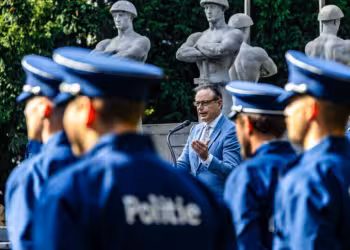 Bevrijdingsfeesten: hulde aan gesneuvelde politiemannen