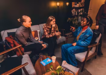 Stad Antwerpen opent CABIN: een warme ontmoetingsplek voor studenten