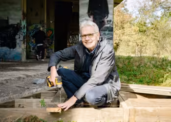 Vrijbroekpark kijkt uit naar wandelpad hotelruïne