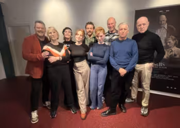 EEN Zee speelt ‘THUIS’ – In het Hart van Claus