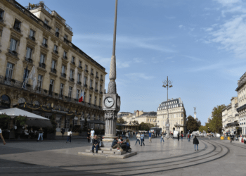 Bordeaux heeft alle troeven en toont ze ook.