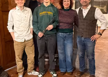 Theaterspektakel DE SAGE VAN HET ROS BEIAARD