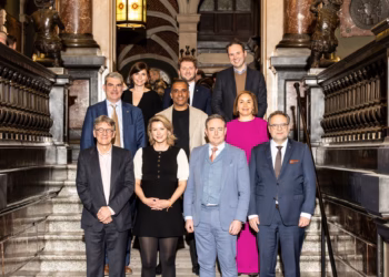 Antwerpse gemeenteraad en college officieel geïnstalleerd