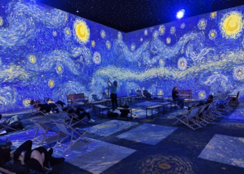 Een grote immersieve ervaring gewijd aan Vincent Van Gogh opent zijn deuren in een kerk in Luik, een primeur voor Wallonië