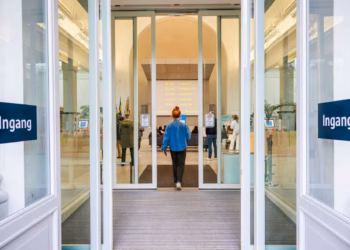 Antwerpse loketten langer open met meer personeel