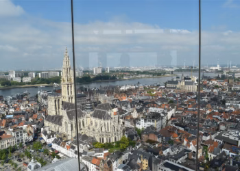 Naked Attraction Boerentoren