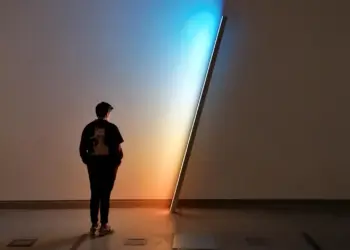 De Brusselse galerie LMNO opent haar nieuwe ruimte in de twee paviljoenen aan het Terkamerenbos met een solotentoonstelling van Adrien Lucca