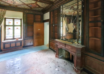 Inbrekers richten schade aan in kasteel Hof Ter Laken