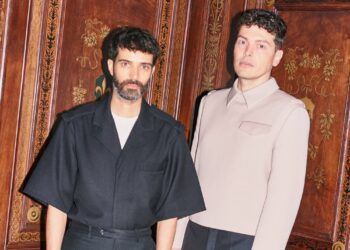 Internationaal designcollectief Formafantasma daagt jong en oud uit tot kritische reflectie met een geïllustreerd boek