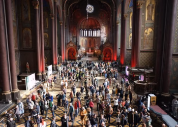 Nieuw hoofdstuk voor Gentse Sint-Annakerk: ruim 3500 bezoekers op unieke tentoonstelling