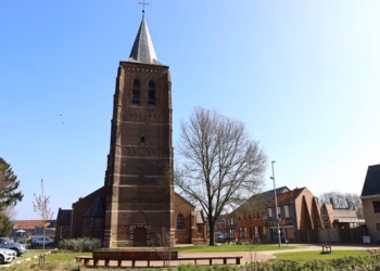 Sint-Willibrorduskerk Olmen gaat in de stellingen