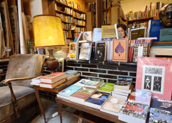 BOEKENBLOEMENFEEST in SNUFFEL op zaterdag 24 mei 2025