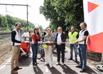 Vernieuwde fietsostrade F11 in Boechout feestelijk geopend