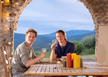 Jelle en Hans Beeckman koken deze zomer “Lekker Messy” op njam!