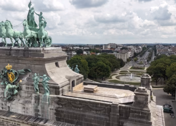 Heropening terrassen Triomfboog Jubelpark