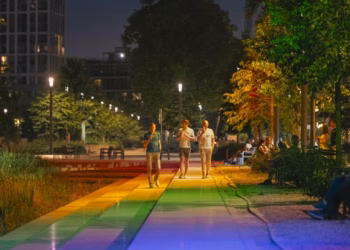 Antwerpen lanceert Regenboogroutes in aanloop naar Antwerp Pride