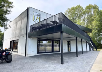 Nieuw clubhuis KSK Ekeren Donk officieel geopend