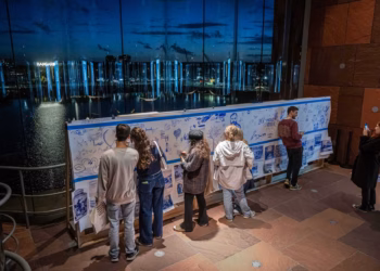 Van tuinbingo tot een nieuwe snit: uitverkochte Museumnacht trekt 10.000 bezoekers