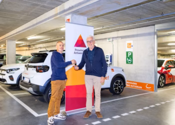 Cambio-deelauto’s krijgen een thuis onder het Antwerps provinciehuis