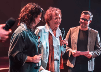 Mary Boduin ontvangt ‘De Muze’ tijdens ode aan Ann Christy