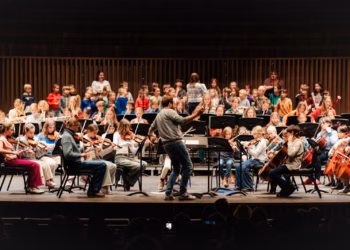 Amaj Jong Symfonisch blaast 10 kaarsjes uit!