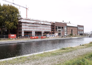 Havenwereld bereikt hoogste punt: belevingscentrum op schema voor opening in de tweede helft van 2026