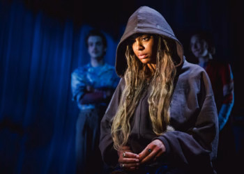 JUDIT ZKT: Een prikkelende kijk op de oerband tussen mens en natuur