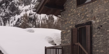 Maison Osaïn presenteert House Montagna in Courmayeur: een eigentijdse chalet pal op de skipiste