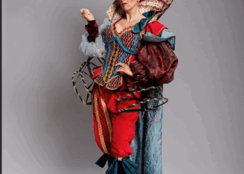 Queen of Hearts’ Anke Buckinx maakt musicaldebuut naast ‘Wit Konijn’ Sander Gillis in ‘Alice in Wonderland’!