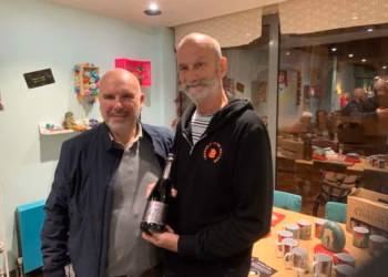 Vossen met de Meynen lanceert kunstzinnige bieren en cava ten voordele van goede doelen