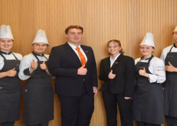 Zes PIVA-leerlingen trekken naar Zweden voor internationale AEHT-wedstrijd