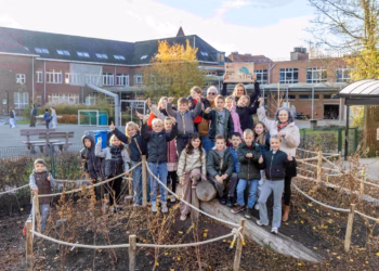 Basisschool Hagelstein in Sint-Katelijne-Waver viert vergroeningsfeest voor haar afgewerkte ‘Groene Oase op School’