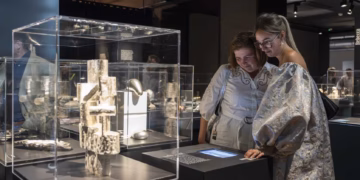 DIVA museum schittert tijdens juwelenfestival in Antwerpen