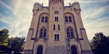 Hallepoort – Renovatiewerken aan het dak en het houten buitenschrijnwerk