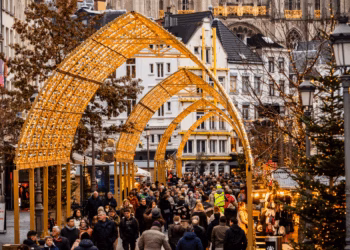 Stad verwondert met Winter in Antwerpen