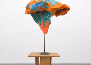 Tim Van Laere Gallery presenteert een solotentoonstelling van Franz West
