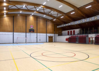Duurzame renovatie van sporthal De Rode Loop is klaar