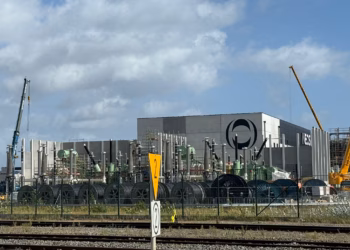 Project ONE, miljardeninvestering in de haven van Antwerpen, ontvangt voor het eerst stroom via Elia