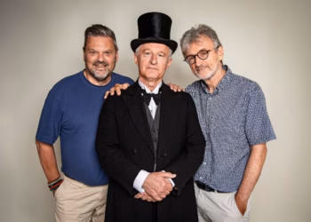 WARRE BORGMANS BRENGT ‘ROZEKE’ TOT LEVEN