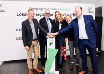 Eerste energiegemeenschap op bedrijventerrein Bosduin van start (Kalmthout – Kapellen)