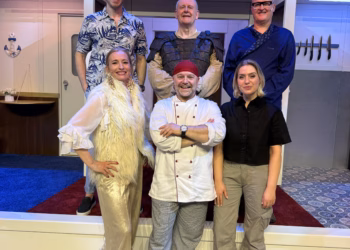 De jacht is open – Een hilarische komedie op volle zee