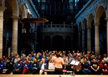 Van concertzaal naar koor: AMUZ laat de buren zelf zingen