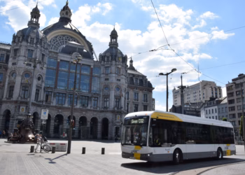 De Lijn viert 1000ste elektrische bus