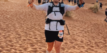 Florent De Deken (31) trotseert Sahara en haalt meer dan 7.000euro op voor Stopalzheimer