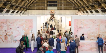 Art Brussels 2026 sluit succesvol af, verwelkomt meer bezoekers en bevestigt haar internationale aantrekkingskracht