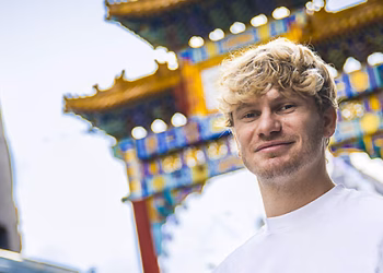 Hot news: Freddy Eats World, dé Antwerpse foodie- en internetsensatie, en Antwerpen Proeft slaan de handen in elkaar 💪