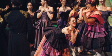 Mensen met MS delen het podium met professionele balletdansers