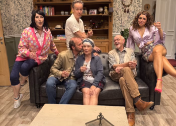 Oost West Thuis Best als warm afscheid na tien jaar theater
