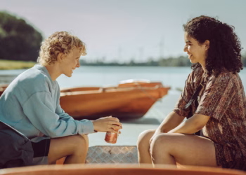 Tegenwoordig heet iedereen Sorry en Skiff naar Giffoni