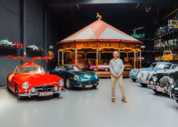 ARTCURIAL MOTORCARS PRESENTEERT “ODE AAN EXCELLENTIE” COLLECTIE THIERRY DEHAECK